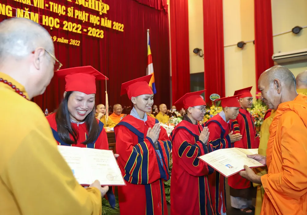 Gần 10.000 tăng, ni sinh, phật tử tham dự lễ khai giảng tại Học viện Phật giáo Việt Nam ảnh 1