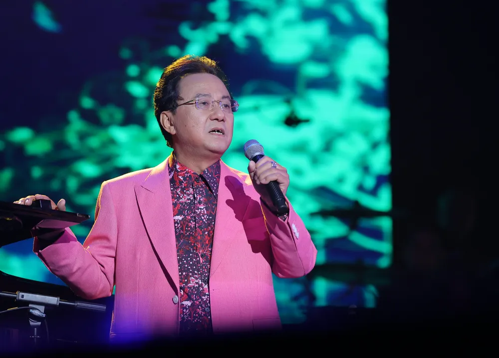 Nhà thơ Hồng Thanh Quang: Mong mọi người sẽ bao dung và yêu cuộc đời nhiều hơn nữa! ảnh 1