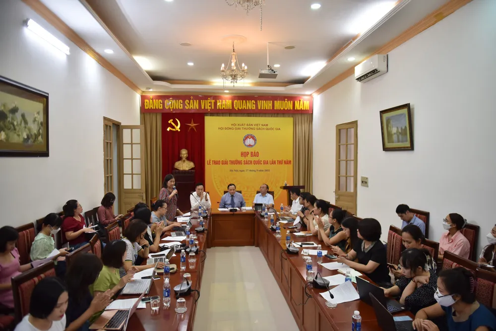 Giải thưởng Sách Quốc gia lần thứ 5 chỉ tìm được 1 giải A  ảnh 1