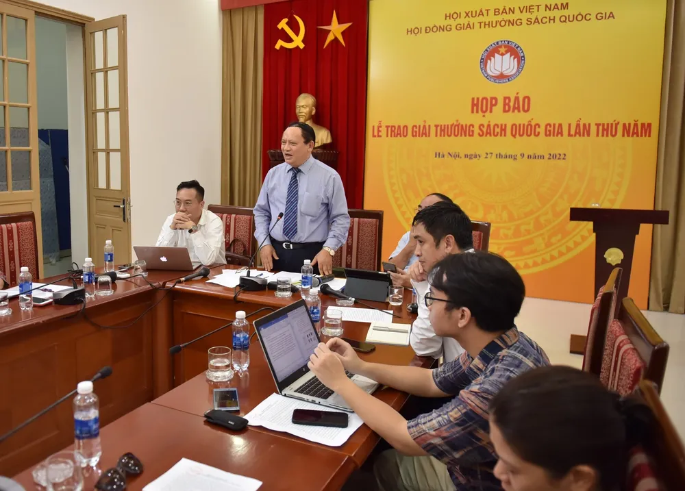 Giải thưởng Sách Quốc gia lần thứ 5 chỉ tìm được 1 giải A  ảnh 2