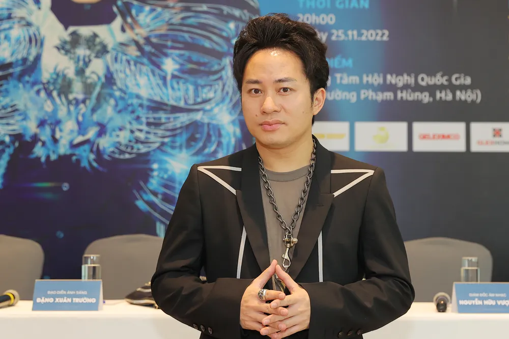 Ghi dấu 20 năm ca hát, Tùng Dương đã đi một hành trình âm nhạc ngoạn mục ảnh 1