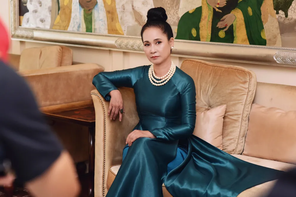 NSND Lan Hương bén duyên với thời trang ở tuổi ngoài 60 ảnh 3