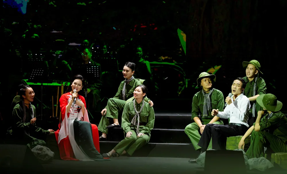 “Tự tình quê hương” dấu ấn mới trong sự nghiệp của Lương Nguyệt Anh  ảnh 1