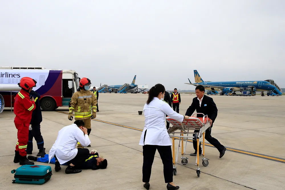 Diễn tập khẩn nguy tại sân bay Nội Bài ảnh 3