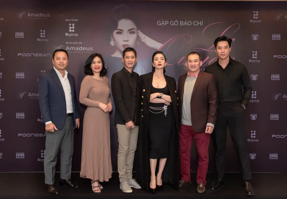 Lệ Quyên cũng tiết lộ thêm, với khoảng 20-22 ca khúc, thời gian không cần quá dài nhưng quan trọng là khán giả nhớ đến những mảng miếng, cảm xúc mà đêm nhạc mang lại