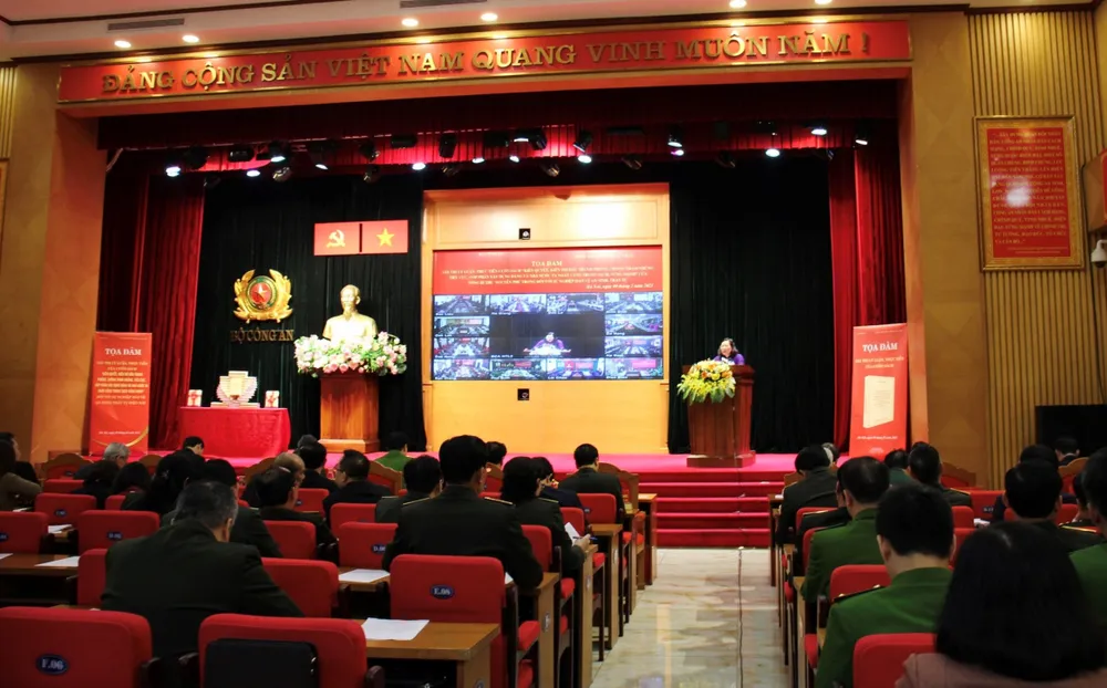 Quang cảnh của buổi tọa đàm Quang cảnh của buổi tọa đàm