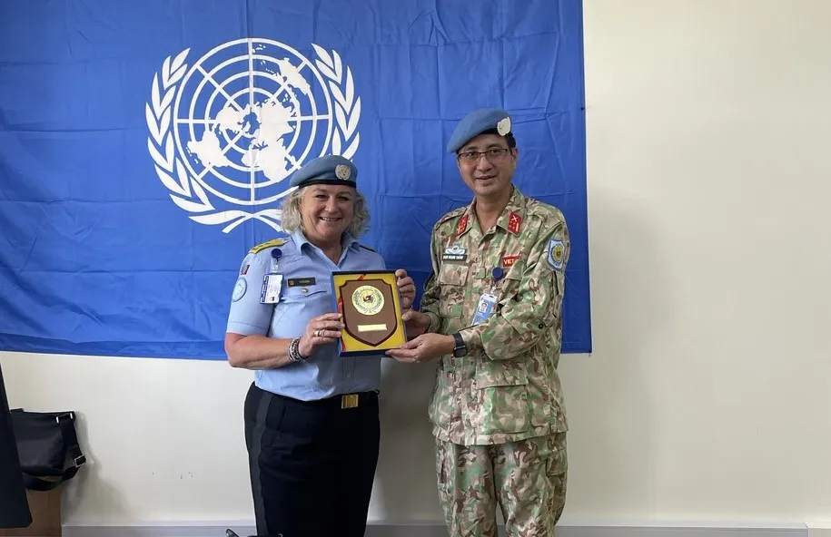 Bà Christine Fossen, Tư lệnh Lực lượng Cảnh sát Phái bộ đã có nhiều đánh giá cao về tính chuyên nghiệp, uy tín của lực lượng GGHB Việt Nam Bà Christine Fossen, Tư lệnh Lực lượng Cảnh sát Phái bộ đã có nhiều đánh giá cao về tính chuyên nghiệp, uy tín của lực lượng GGHB Việt Nam