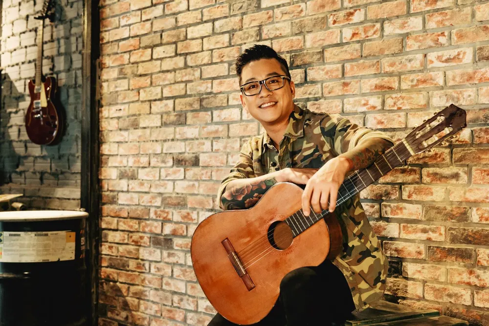 Ca khúc "Gấp đôi yêu thương" được cho là "đo ni đóng giầy" cho Tuấn Hưng Ca khúc "Gấp đôi yêu thương" được cho là "đo ni đóng giầy" cho Tuấn Hưng