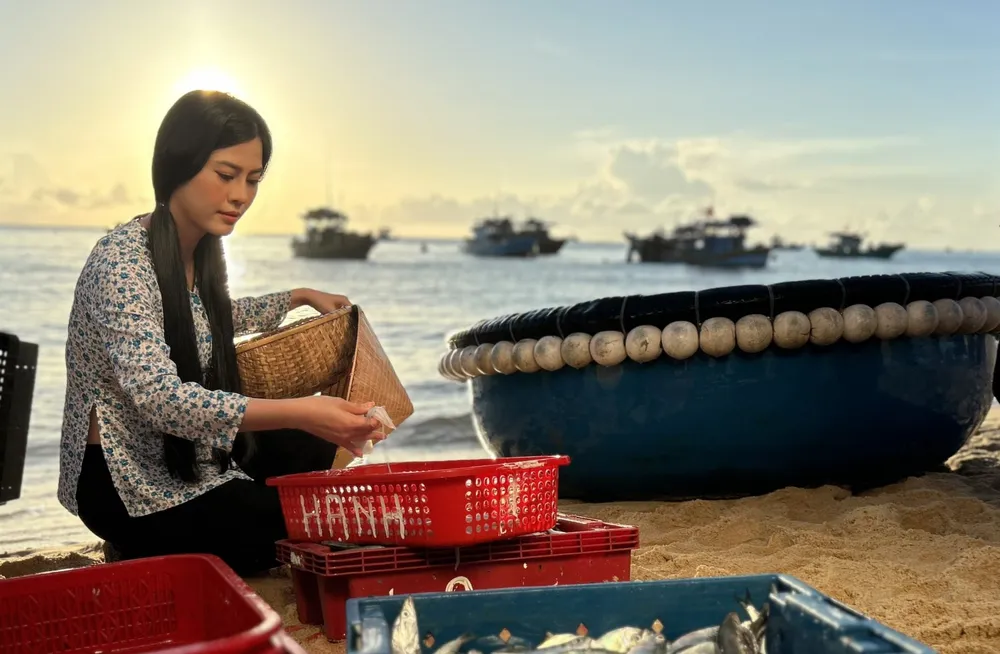 MV được thực hiện công phu với sự tham gia của nhiều người con ở Quảng Bình