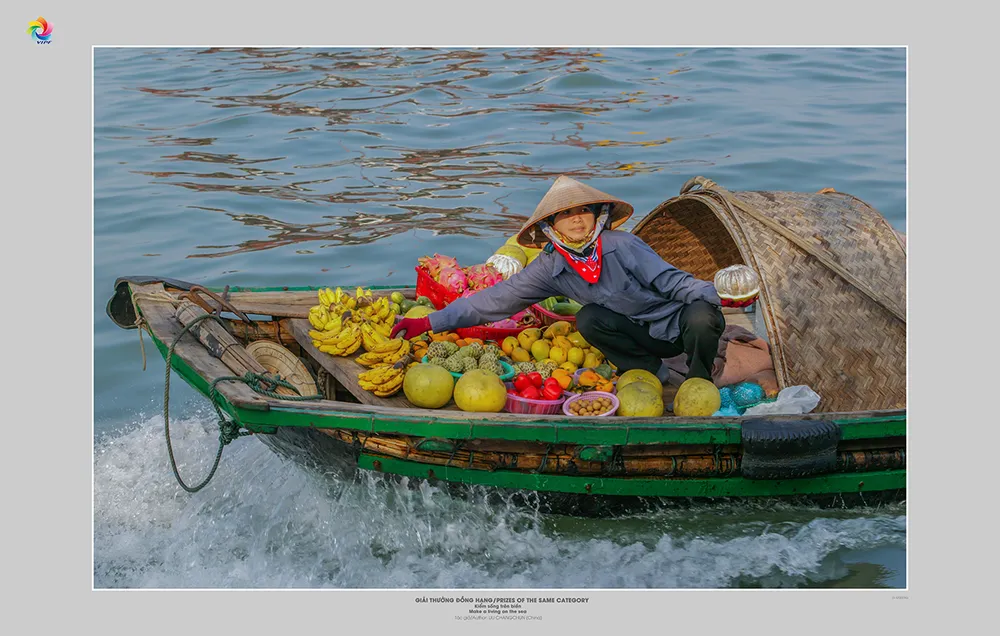 Tác phẩm Kiếm sống trên biển, tác giả Liu Changchun (Trung Quốc)