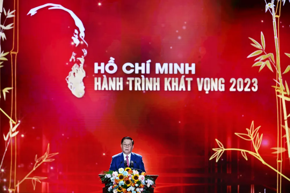 Trưởng Ban Tuyên giáo Trung ương Nguyễn Trọng Nghĩa phát biểu tại chương trình. Ảnh: HÀ TRUNG