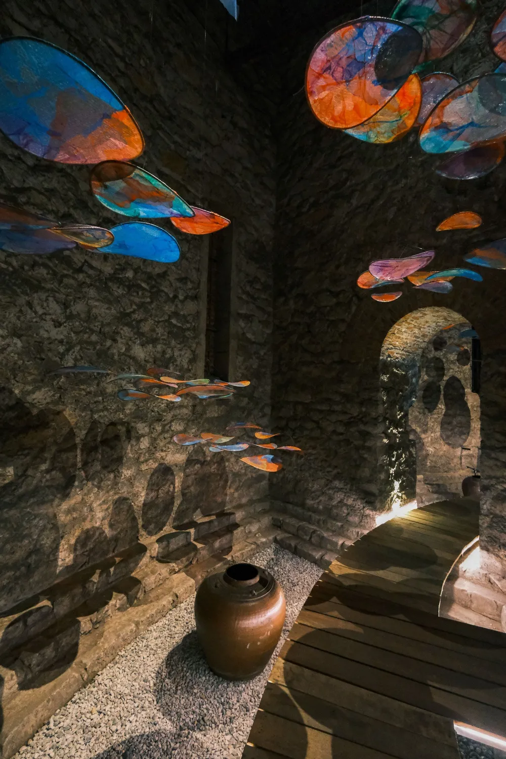 Tháp nước Hàng Đậu đã được "biến hóa" thành một không gian văn hóa rất ấn tượng để đón du khách tới tham quan Tháp nước Hàng Đậu đã được "biến hóa" thành một không gian văn hóa rất ấn tượng để đón du khách tới tham quan