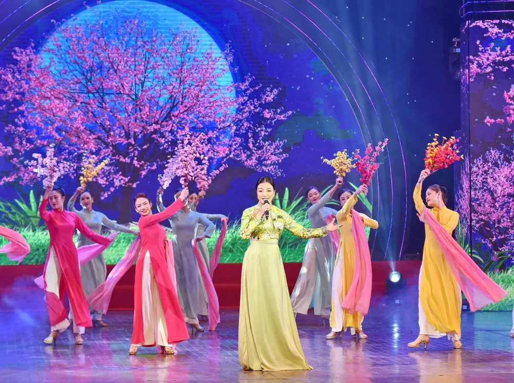 Chương trình giao lưu nghệ thuật "Mãi mãi niềm tin theo Đảng" năm 2023