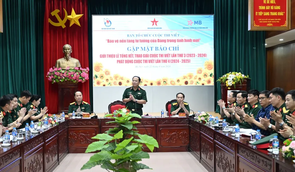 Khởi động cuộc thi viết Bảo vệ nền tảng tư tưởng của Đảng trong tình hình mới lần 4