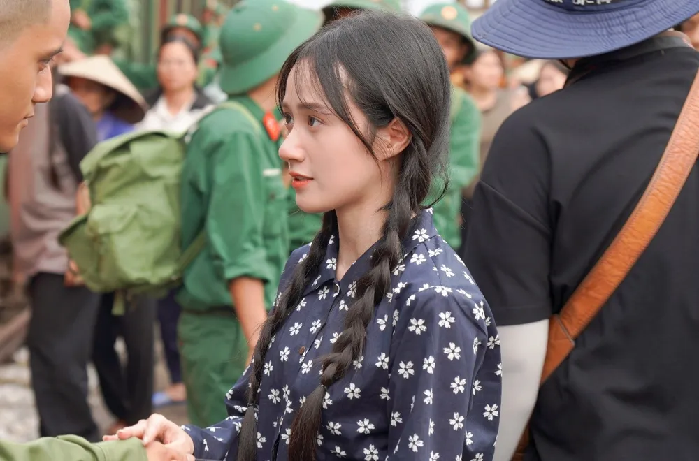 Tiktoker Đào Lê Phương Hoa tham gia trong vai diễn của bộ phim điện ảnh Mưa Đỏ.jpg