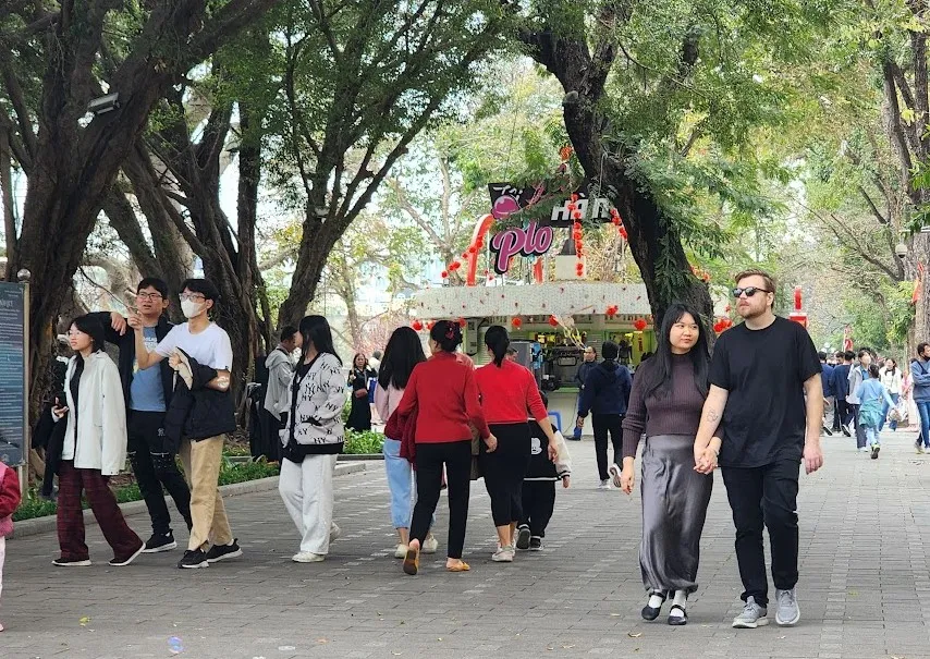 Hà Nội tổ chức hội sách tại không gian đi bộ khu vực hồ Hoàn Kiếm