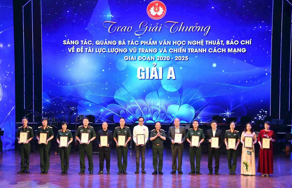 Các tác giả được trao giải A