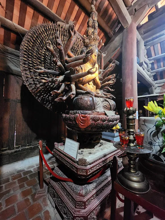 Bảo vật quốc gia Tượng phật bà ở Bút tháp, Bắc Ninh.jpg