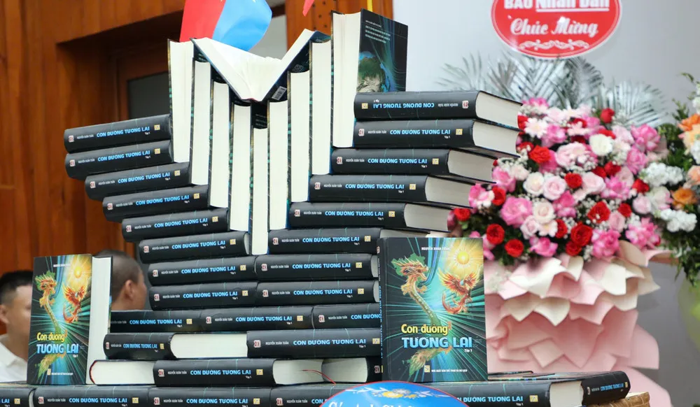 Khởi động phần 2 dự án sách "Con đường tương lai"