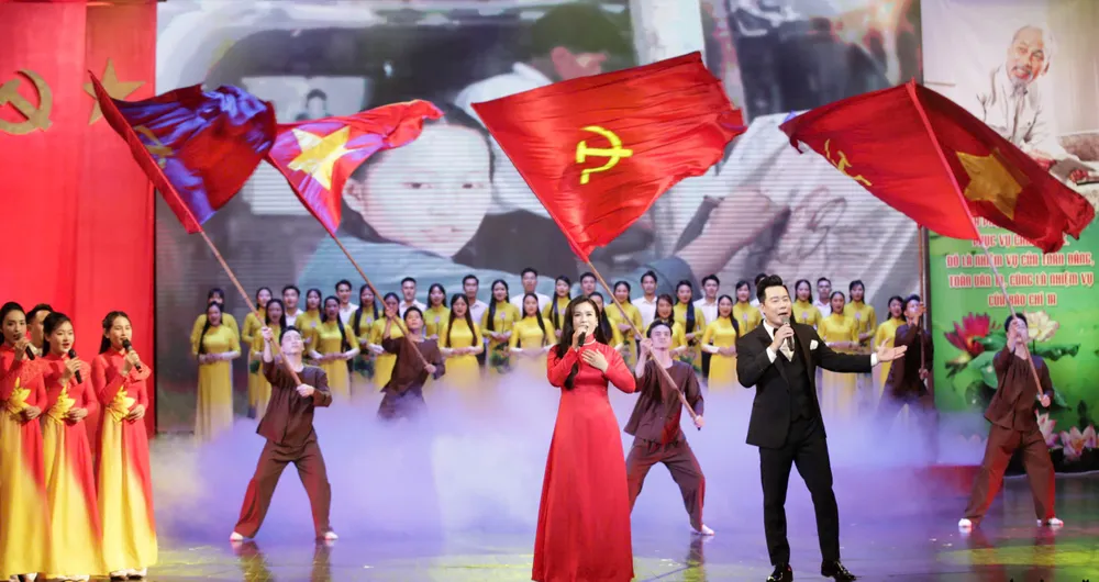 Tổ chức thi tuyên truyền lưu động kỷ niệm 80 năm Ngày Cách mạng Tháng Tám và Quốc khánh 2-9