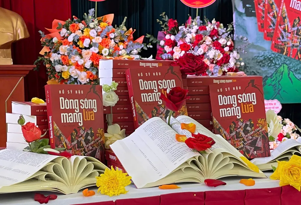 Khúc tráng ca về bộ đội xăng dầu Trường Sơn qua “Dòng sông mang lửa” 