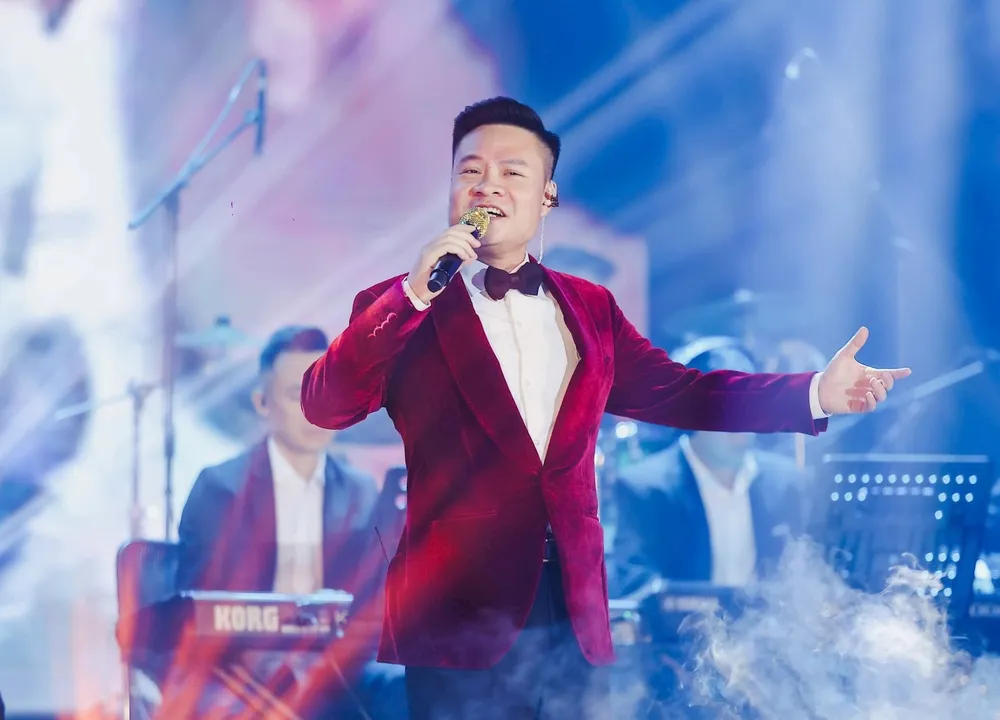 “Giọng ca đất mỏ” Hoàng Tùng say đắm khi hát nhạc tình yêu