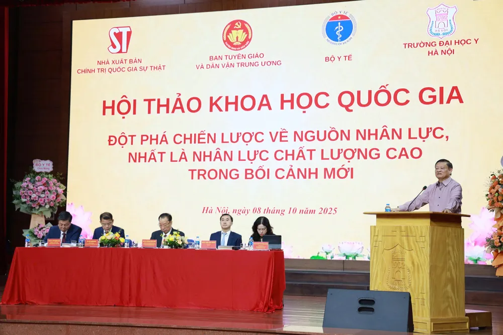 Hội thảo khoa học quốc gia “Đột phá chiến lược về nguồn nhân lực, nhất là nhân lực chất lượng cao trong bối cảnh mới”