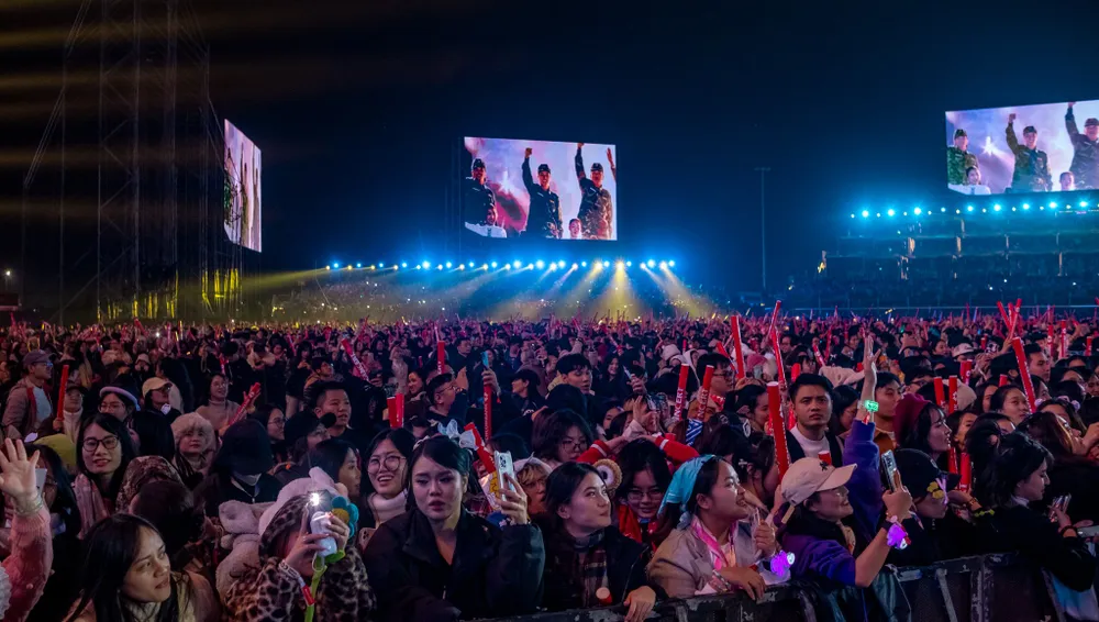 Lượng tìm kiếm chỗ ở tăng vọt cùng làn sóng concert âm nhạc