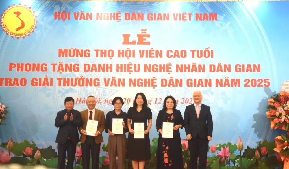 Trao giải Hội Văn nghệ Dân gian Việt Nam năm 2025