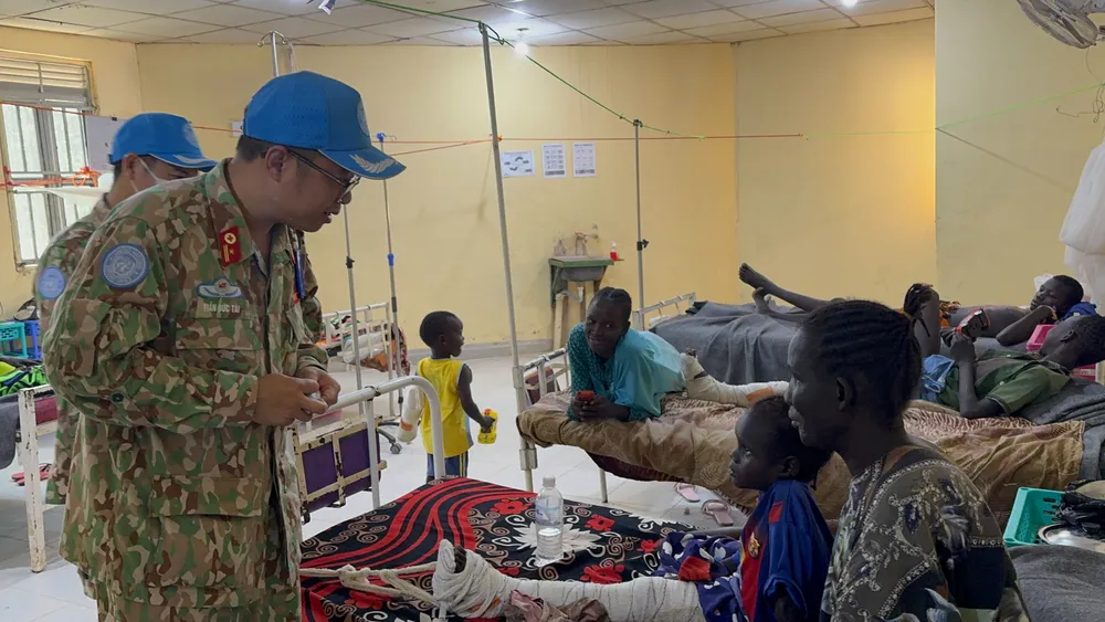 Lực lượng quân y của Việt Nam đang thực hiện nhiệm vụ nhân đạo tại Bentiu (Nam Sudan)