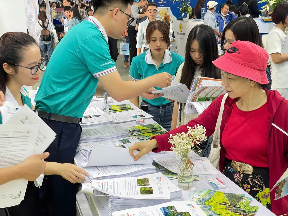 Hơn 90.000 lượt khách tham quan VITM 2026