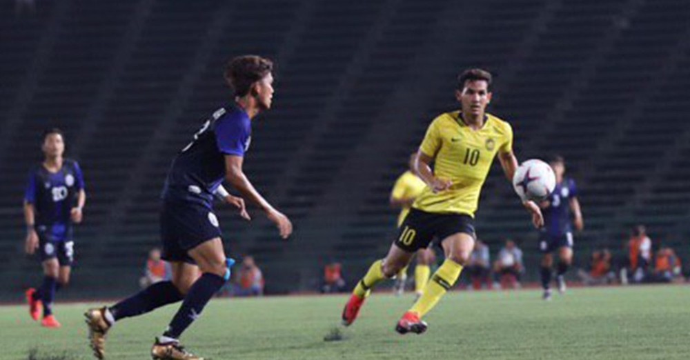 柬埔寨對馬來西亞（黃衣）比賽一瞥。