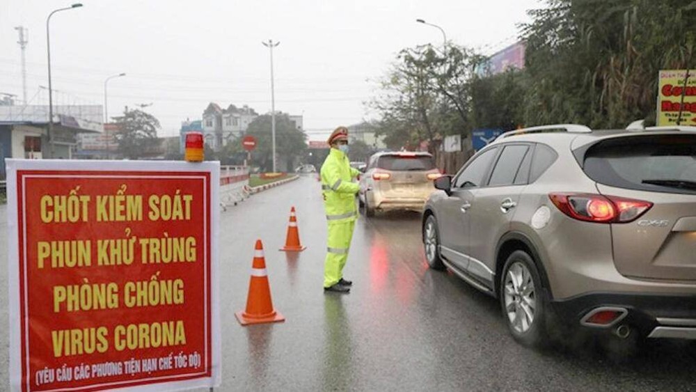 本市、河內和10個省市繼續社會隔離至22日。