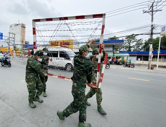 職能力量今日解除第八郡50號國道的圍欄。