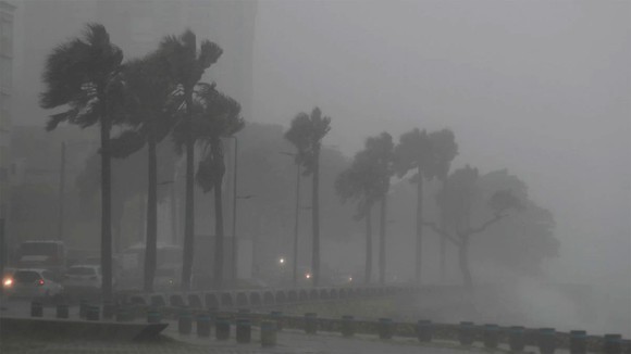 低壓區轉強成熱帶低氣壓