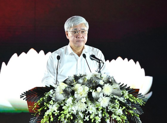 疫情逝世同胞與犧牲幹部戰士悼念儀式 ảnh 2