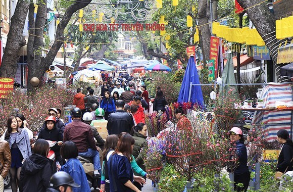 建議春節期間停止非必要聚眾活動