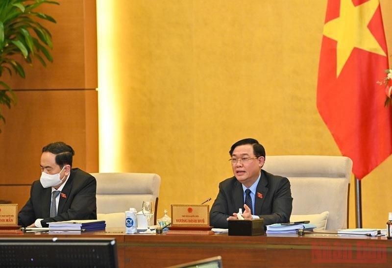 國會主席王廷惠主持會議。