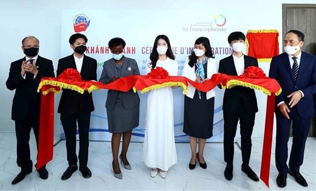 外交學院法語室成立