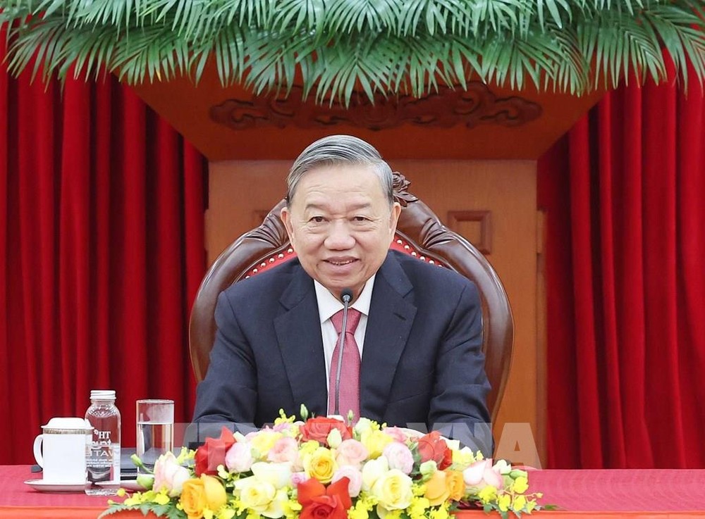 党中央总书记苏林。