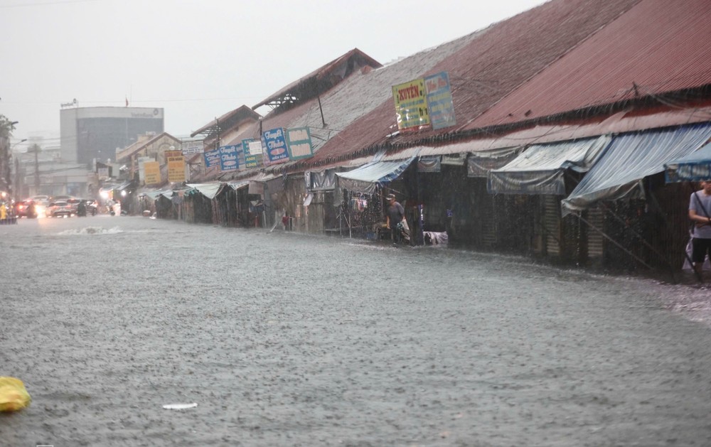 守德市多处严重受淹。