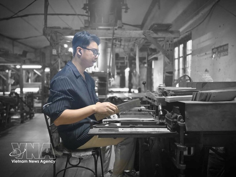 万福丝绸村将技术和数字化转型应用于生产中。图自越通社