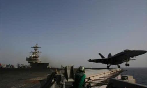 美军“布什”号航母驶近中东 特朗普称“时间在倒计时”