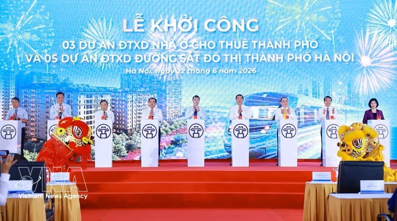 越南政府总理黎明兴出席河内市租赁住房与城铁项目动工仪式。图自越通社
