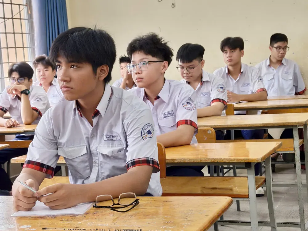 Ghế học sinh.jpg