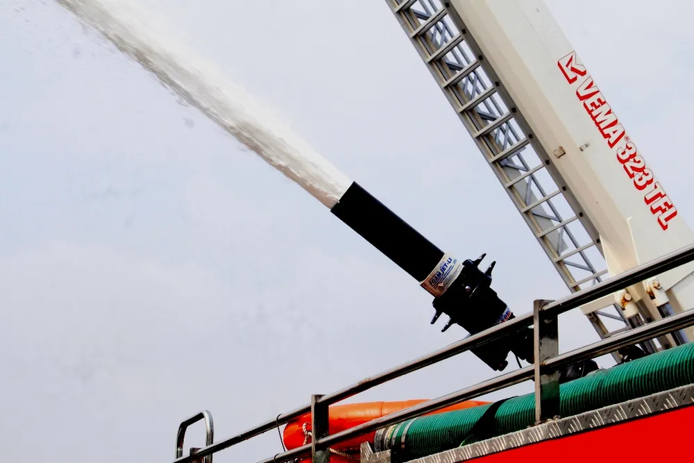 Hơn 900 người tham gia diễn tập chữa cháy, cứu nạn tại Tổng kho xăng dầu Nhà Bè ảnh 8