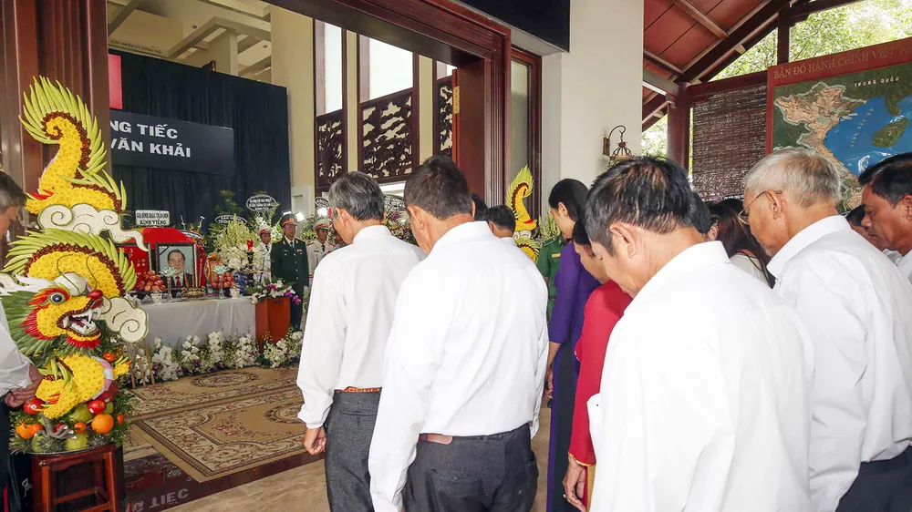 Để lại trên đời bao tiếng thơm​ ảnh 8