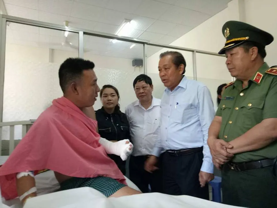 Phó Thủ trướng Trương Hòa Bình thị sát hiện trường vụ cháy chung cư Carina     ảnh 4