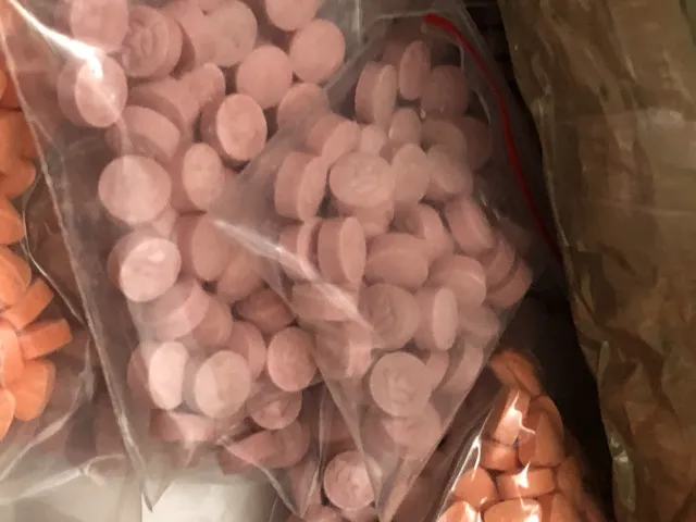 Bắt giữ ô tô vận chuyển ma túy, súng