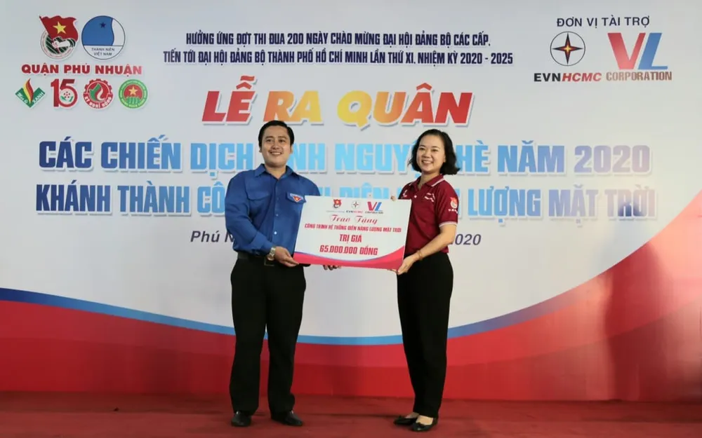 Tuổi trẻ ngành điện TPHCM thực hiện nhiều hoạt động tình nguyện tại đảo Thổ Chu ảnh 1